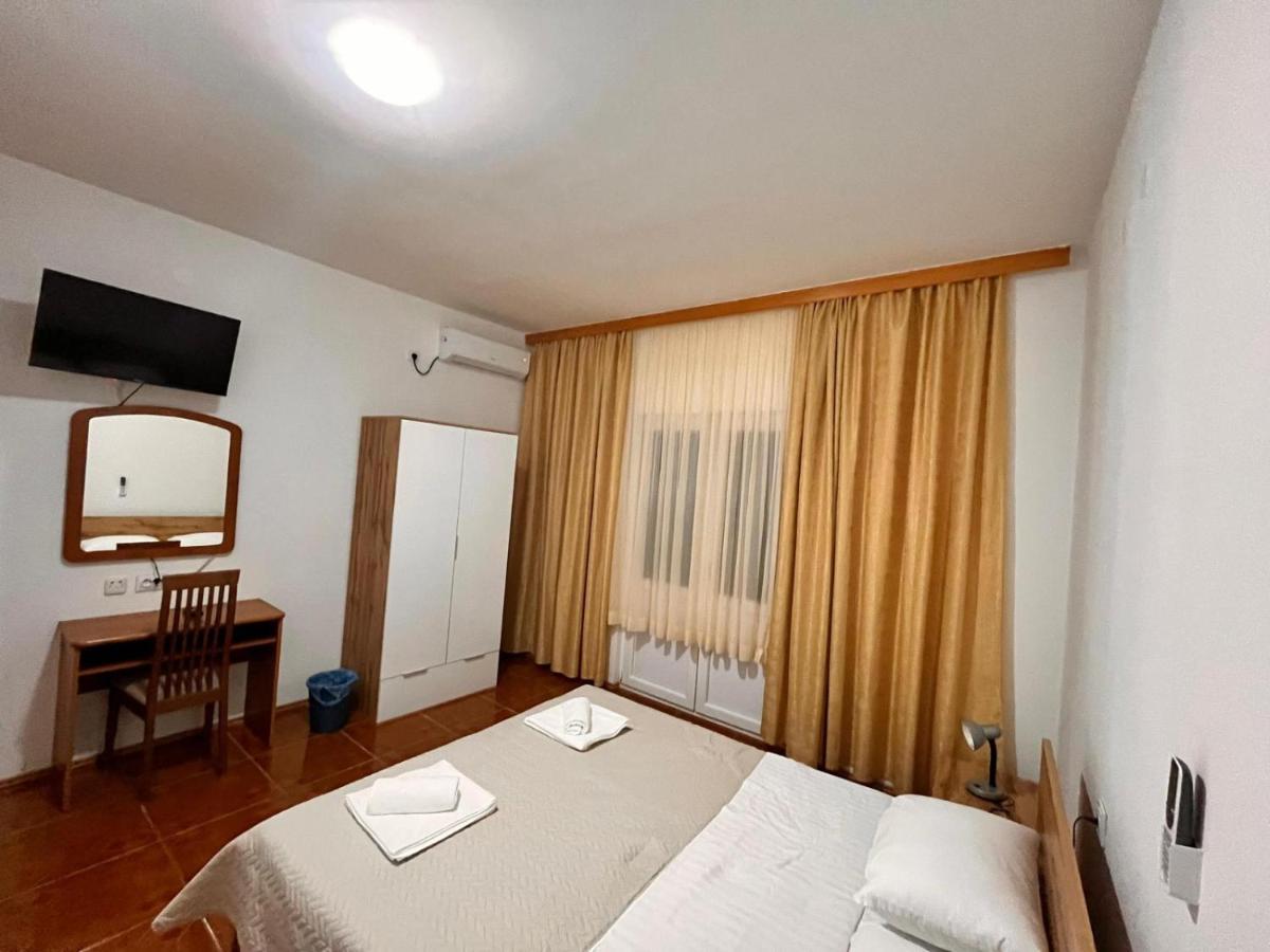 Hotel Pansion Tony Pag Pag Town Exterior foto