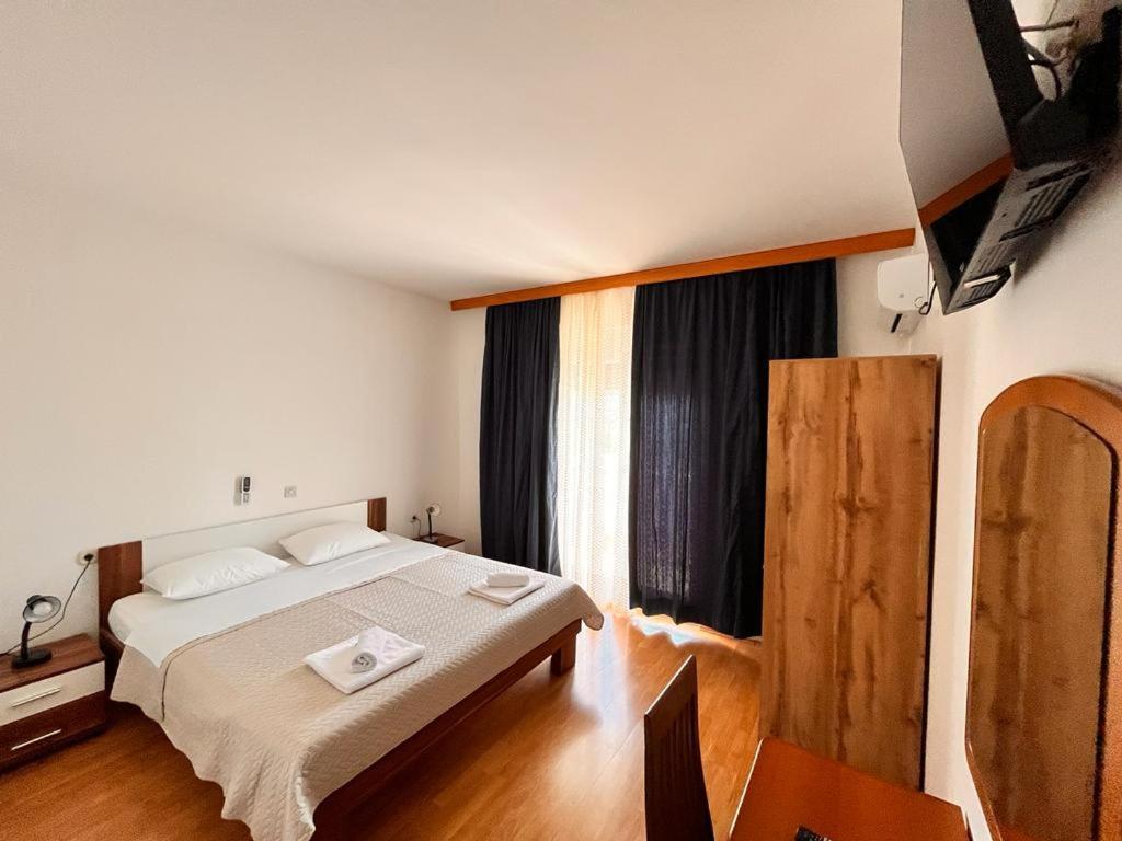 Hotel Pansion Tony Pag Pag Town Exterior foto